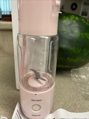 GOLVEND Portable Personal Blender in Light Pink